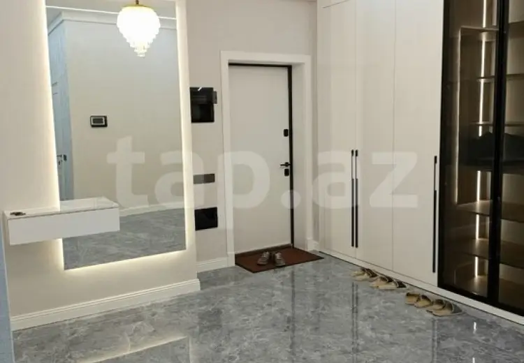 4 otaqlı mənzil , Bakı