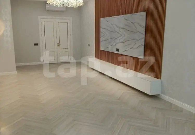 4 otaqlı mənzil , Bakı