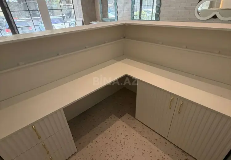 61 m² Obyekt / Ofis Satılır, Yasamal, Bakı