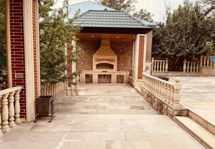 7 otaqlı mənzil Satılır, Şamaxı