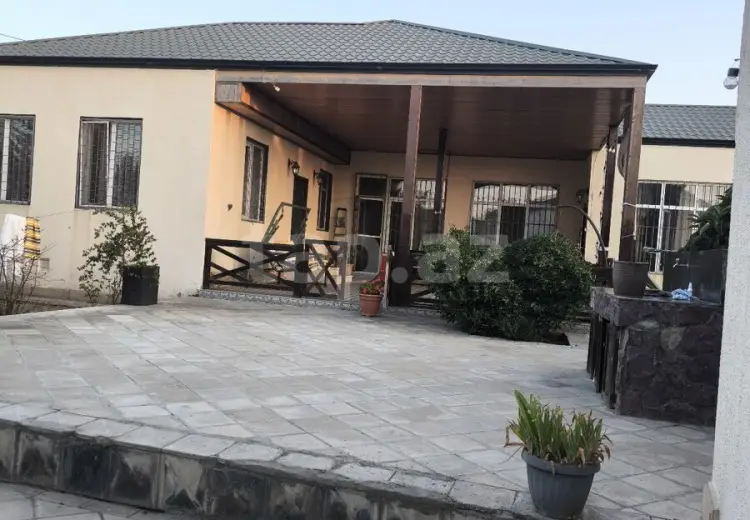 5 otaqlı mənzil , Bakı