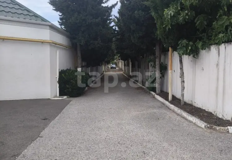 6 otaqlı mənzil , Bakı