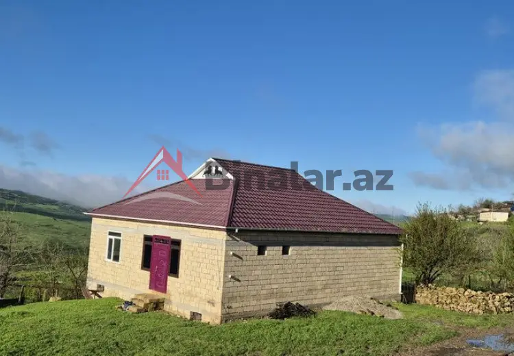 4 otaqlı mənzil Satılır, Şamaxı