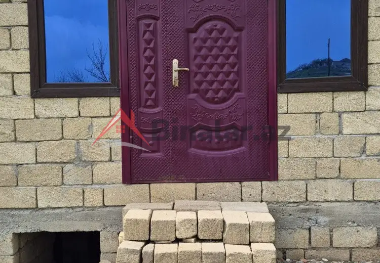 4 otaqlı mənzil Satılır, Şamaxı