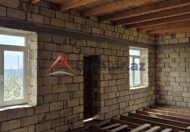 4 otaqlı mənzil Satılır, Şamaxı