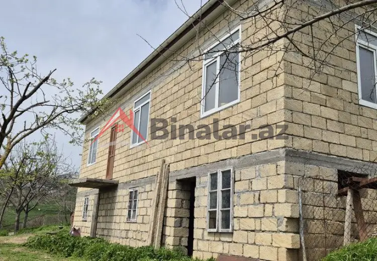 4 otaqlı mənzil Satılır, Şamaxı
