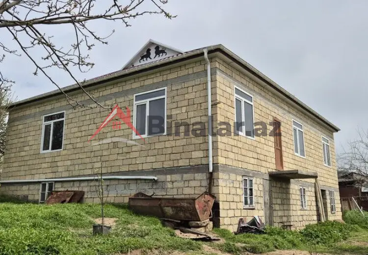 4 otaqlı mənzil Satılır, Şamaxı