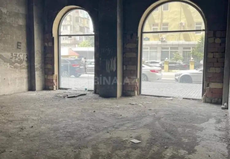 240 m² Obyekt / Ofis Satılır, Yasamal, Bakı