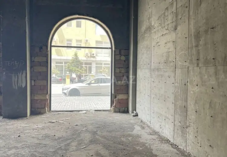 240 m² Obyekt / Ofis Satılır, Yasamal, Bakı