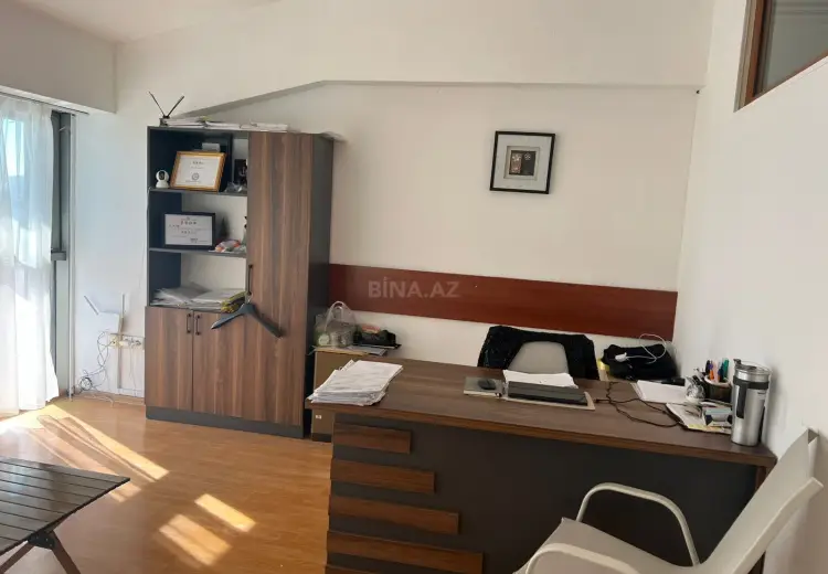 250 m² Obyekt / Ofis Kirayə (aylıq), Xətai, Bakı