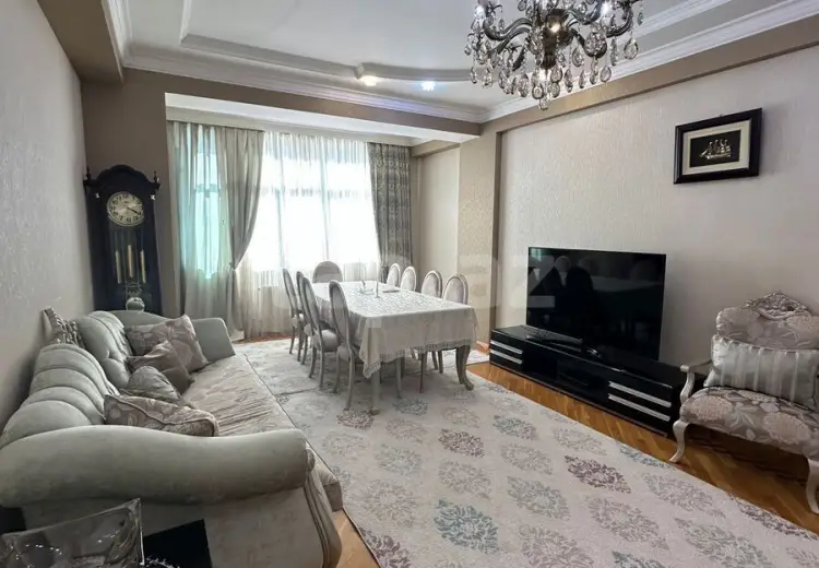 3 otaqlı mənzil , Bakı