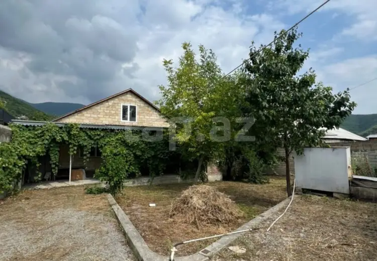 3 otaqlı mənzil , Şəki