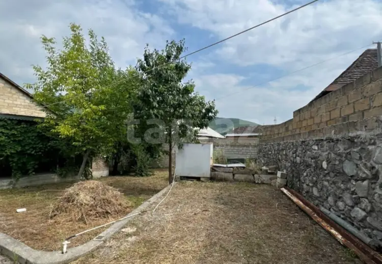 3 otaqlı mənzil , Şəki