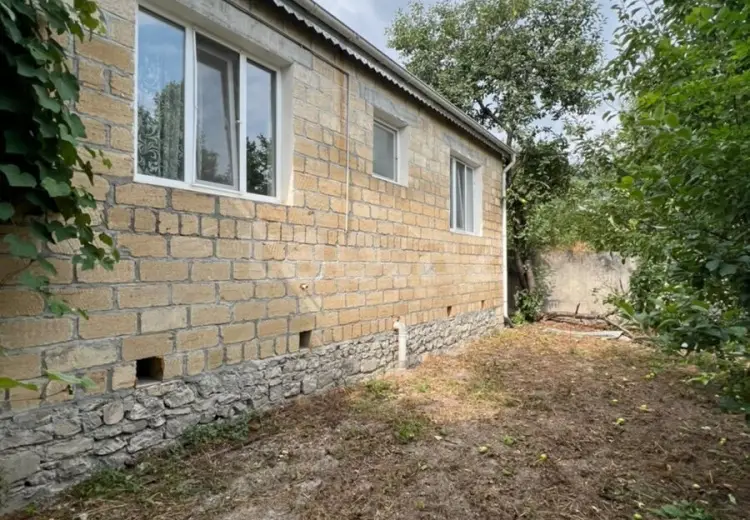 3 otaqlı mənzil , Şəki