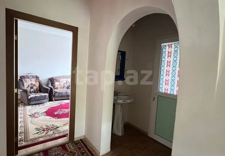 3 otaqlı mənzil , Şəki