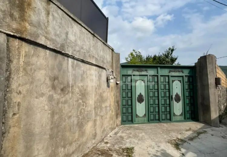 3 otaqlı mənzil , Şəki