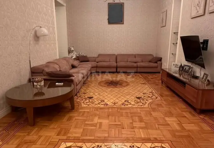 250 m² Obyekt / Ofis Satılır, Səbail, Bakı