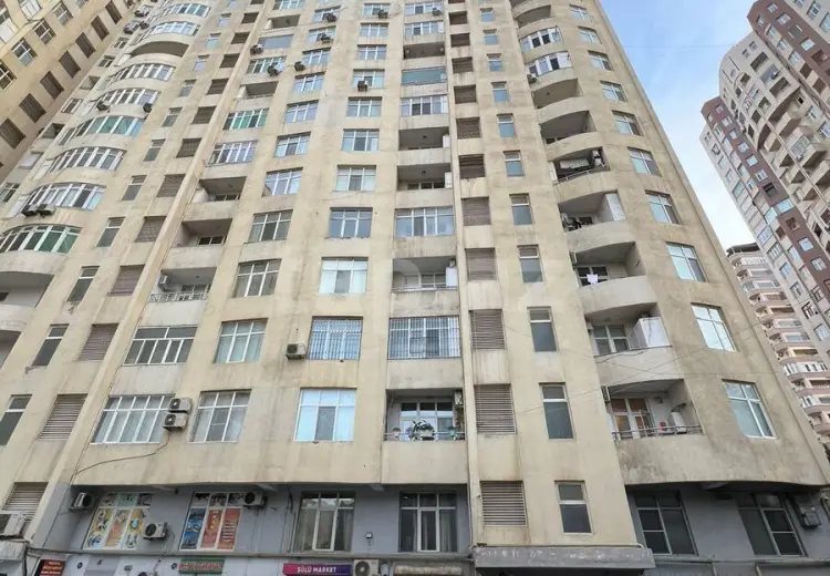 3 otaqlı mənzil , Bakı
