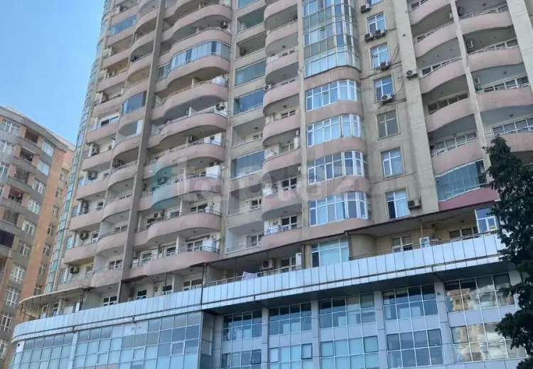 3 otaqlı mənzil , Bakı