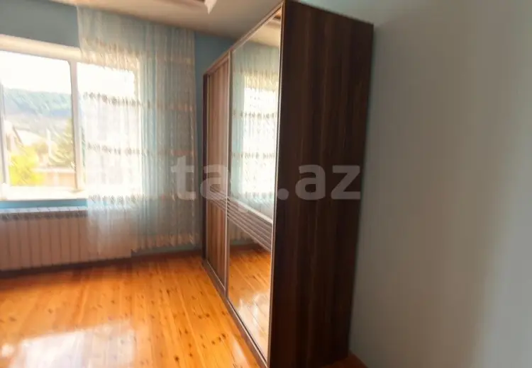6 otaqlı mənzil , Qusar