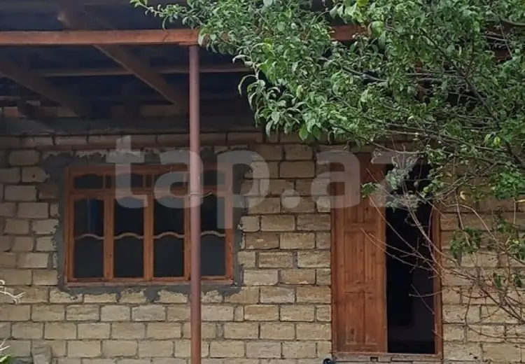 3 otaqlı mənzil , Şəki
