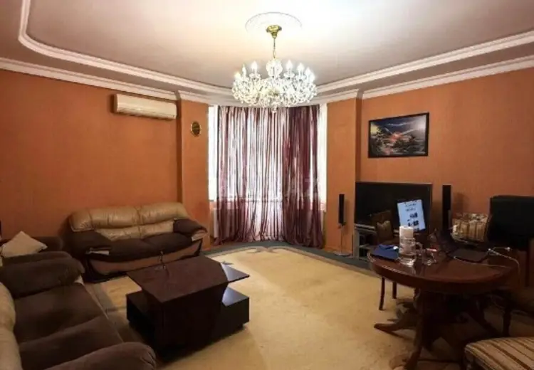 4 otaqlı mənzil Satılır, Nəsimi, Bakı