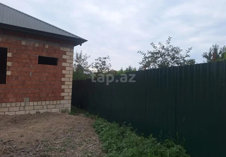 4 otaqlı mənzil , Quba