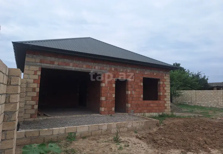 4 otaqlı mənzil , Quba