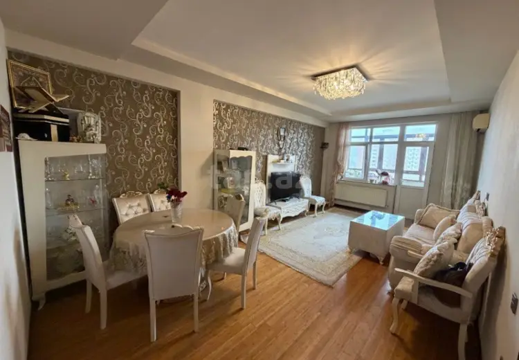 3 otaqlı mənzil , Bakı