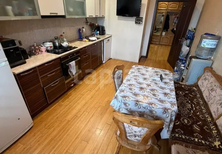 3 otaqlı mənzil , Bakı