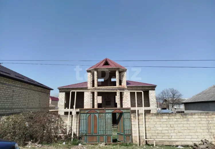 9 otaqlı mənzil , Quba