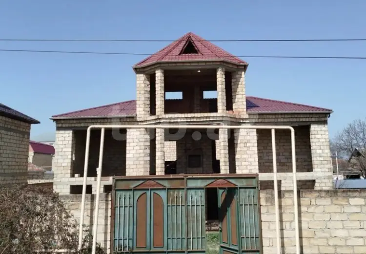 9 otaqlı mənzil , Quba