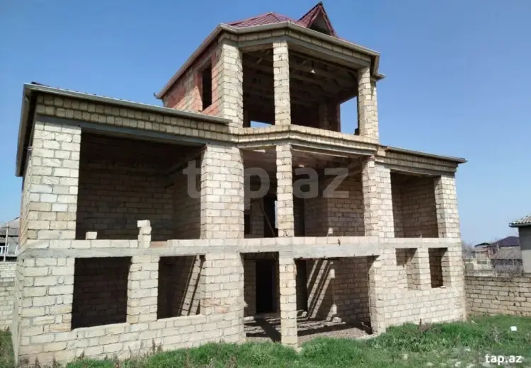 9 otaqlı mənzil , Quba