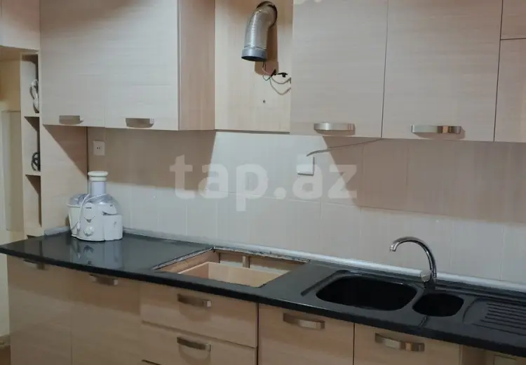 5 otaqlı mənzil , Bakı