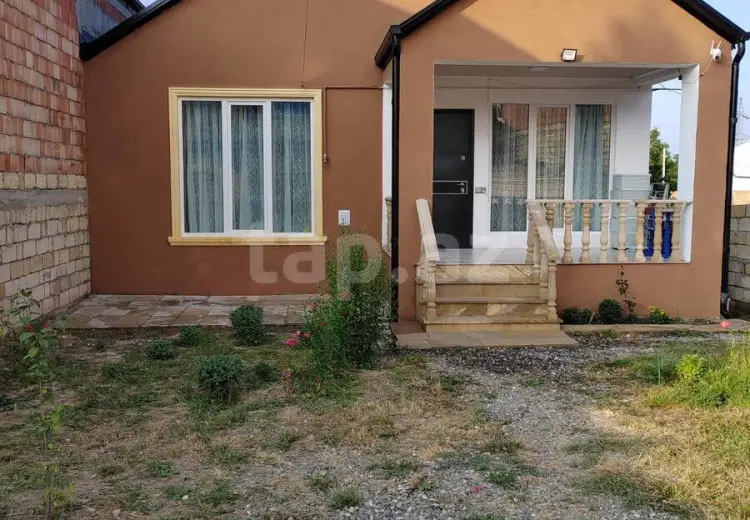 3 otaqlı mənzil , Quba