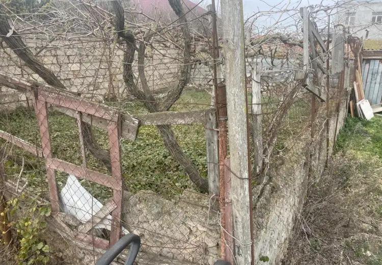 10 sot Torpaq Satılır, Sabunçu, Bakı