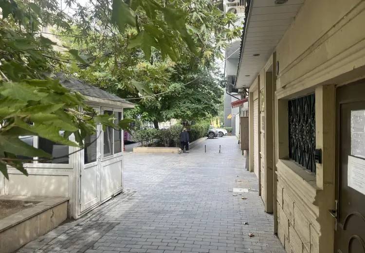 4.5 sot Torpaq Satılır, Yasamal, Bakı