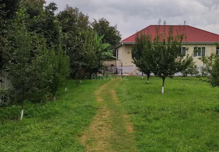 4 otaqlı mənzil Satılır, Oğuz