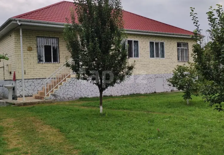 4 otaqlı mənzil , Oğuz