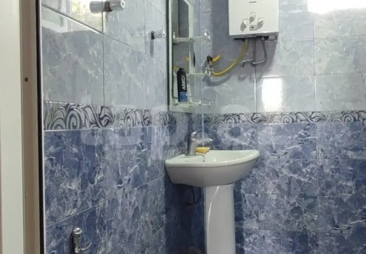 4 otaqlı mənzil , Oğuz