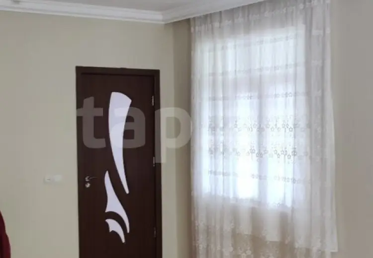 4 otaqlı mənzil , Oğuz