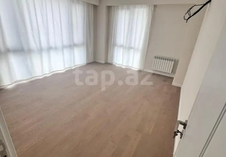 3 otaqlı mənzil , Bakı