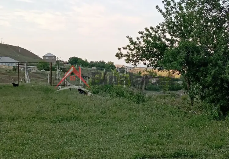 15 sot Torpaq Satılır, Şabran