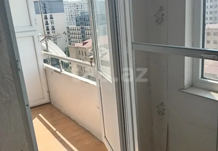 3 otaqlı mənzil , Bakı