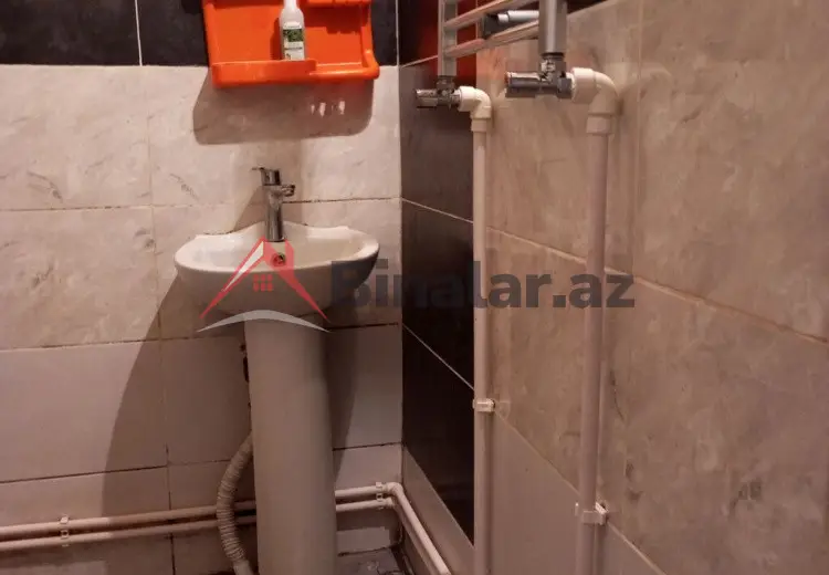 70 m² Obyekt / Ofis Satılır, Mingəçevir