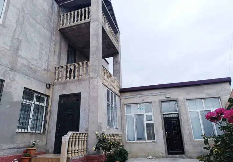 7 otaqlı mənzil , Bakı
