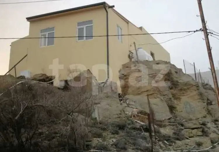 4 otaqlı mənzil , Səbail, Bakı