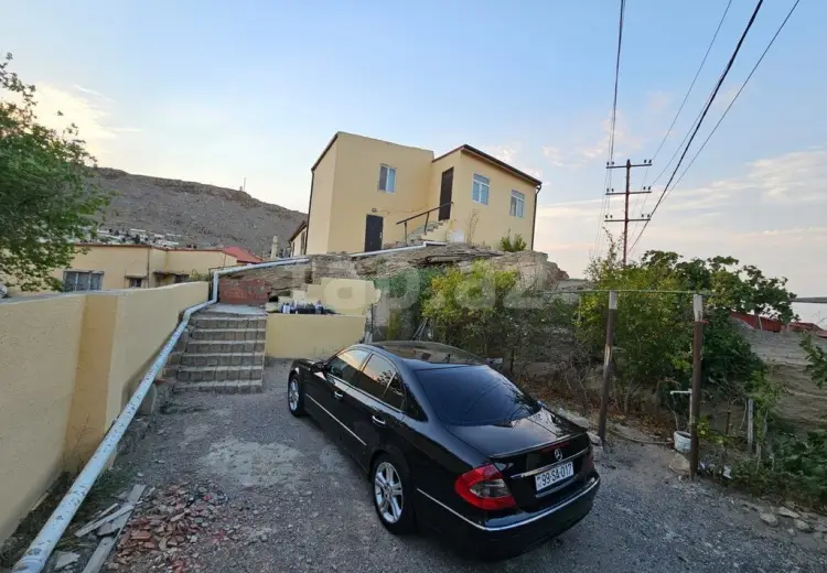 4 otaqlı mənzil , Səbail, Bakı