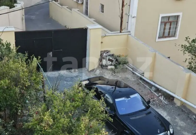 4 otaqlı mənzil , Səbail, Bakı