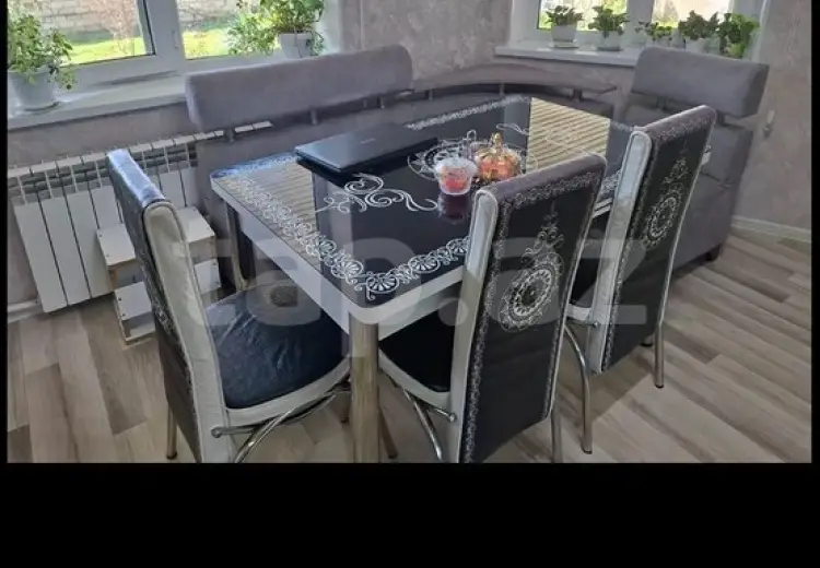 5 otaqlı mənzil , Şəki